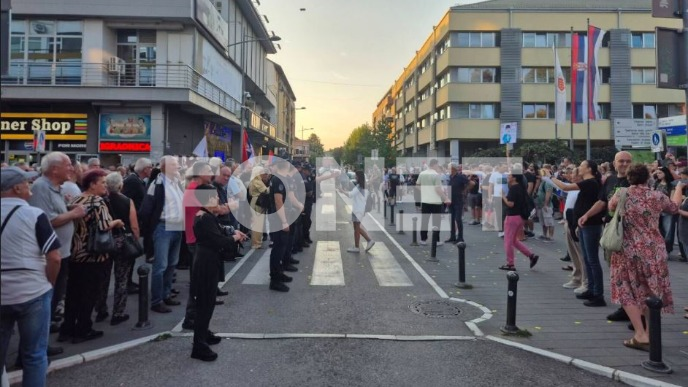 Skupovi građana protiv blokada